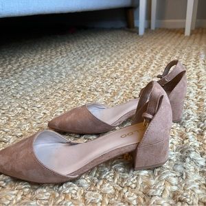 Beige suede size 6.5